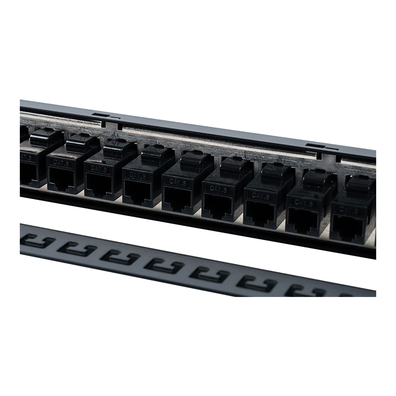 19-tums 1U 24-portars skärmad patchpanel (med C6-modul) SP-3260-24P 19-tums 1U 24-portars skärmad patchpanel (med C6-modul) SP-3260-24P